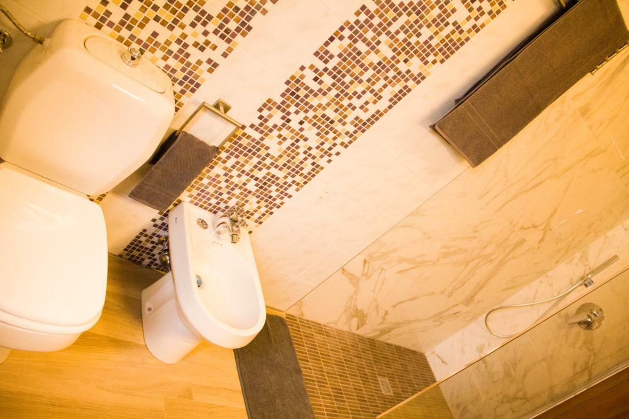 Sabry Apartment San Giuliano Terme Bagian luar foto